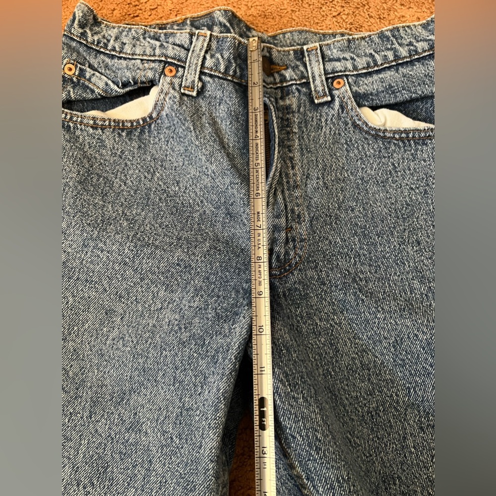Vintage Levi’s 550 Acid Wash High Rise Relaxed fit with tapered leg - Mom Jeans - Picture 8 of 10